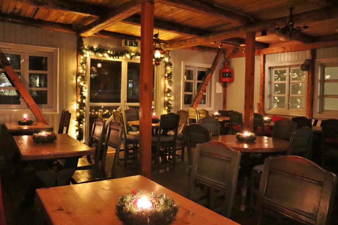 Heimbrygga Restaurant & Accommodation Skrova Zewnętrze zdjęcie