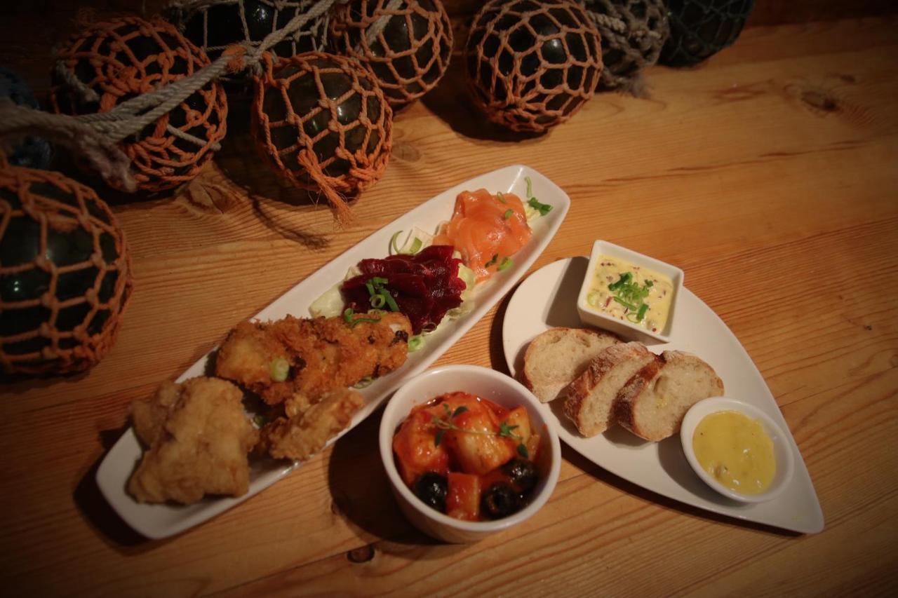 Heimbrygga Restaurant & Accommodation Skrova Zewnętrze zdjęcie